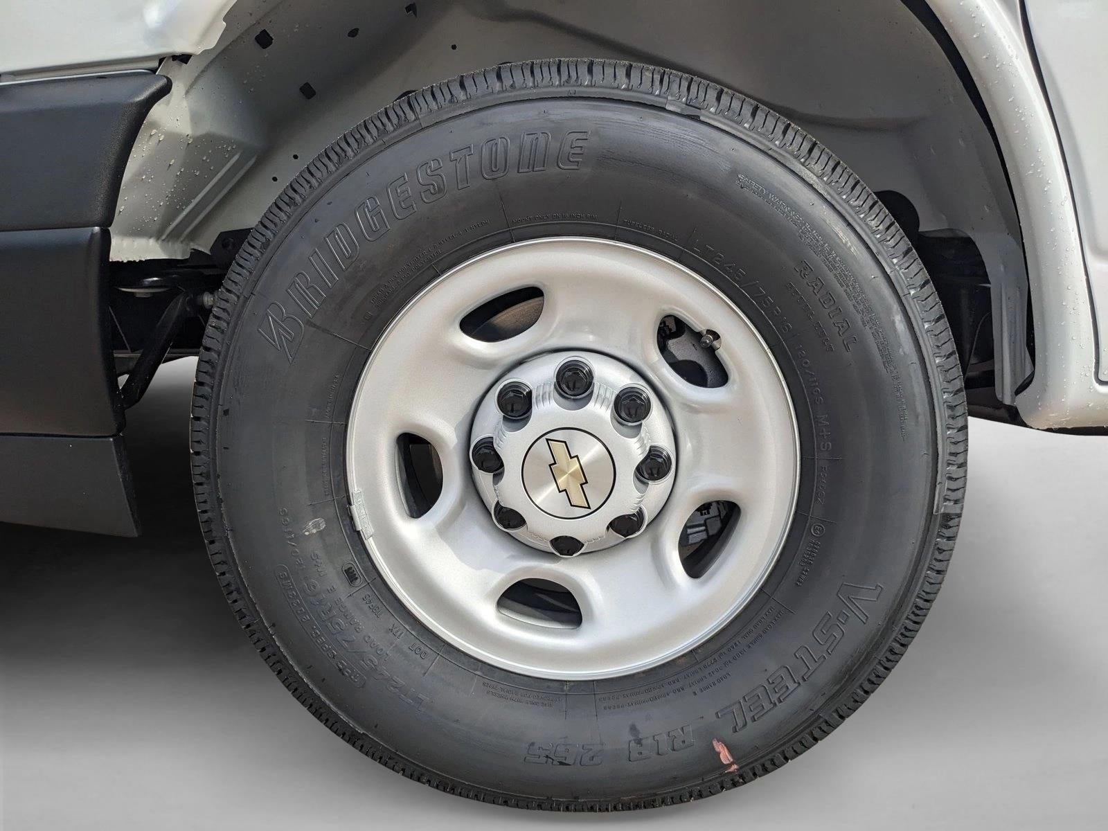 2025 Chevrolet Express Cargo Base
