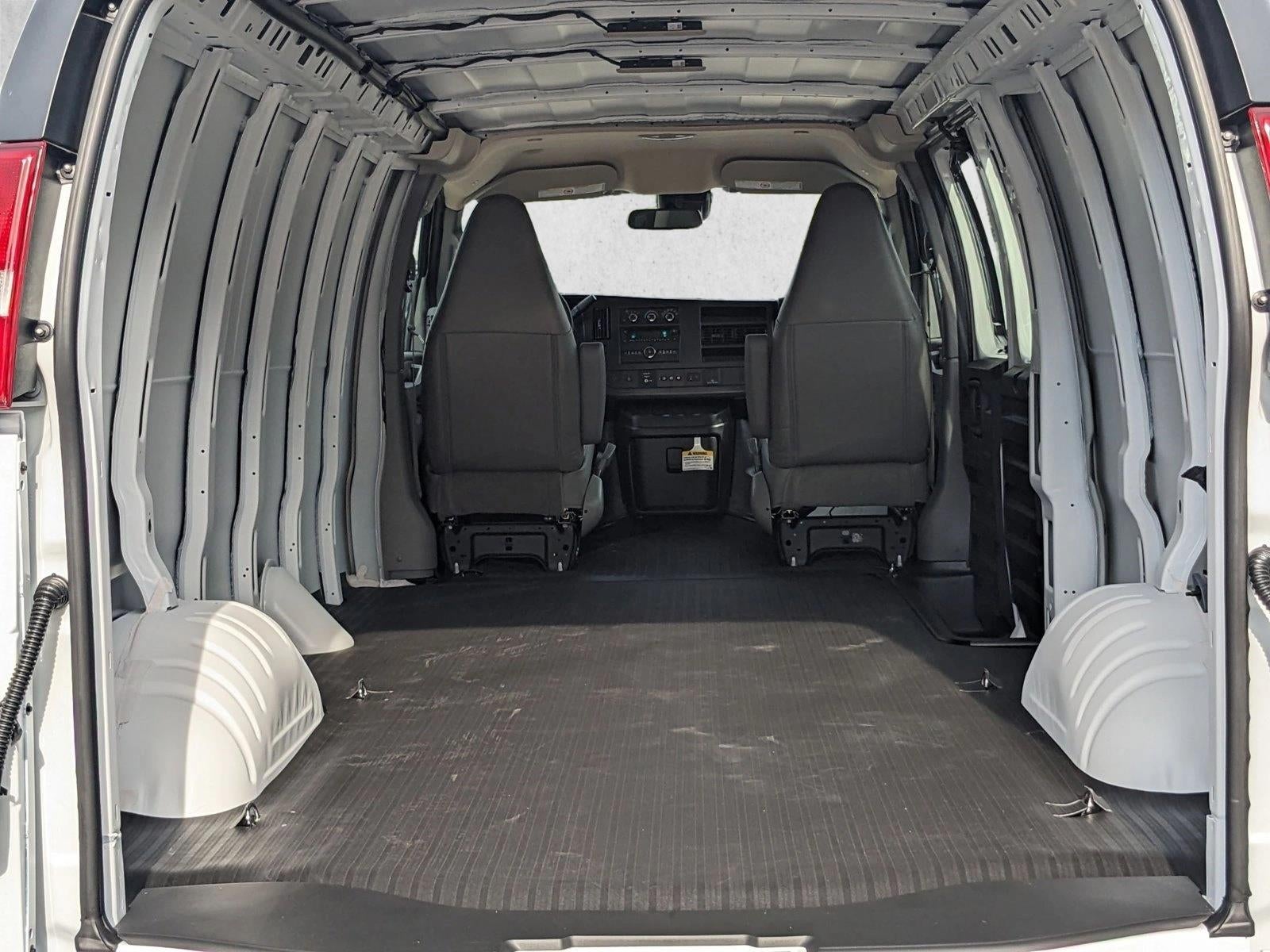 2025 Chevrolet Express Cargo Base