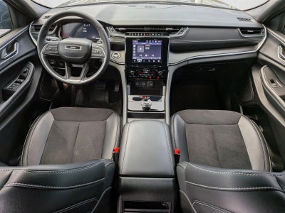 2024 Jeep Grand Cherokee Altitude 4x2
