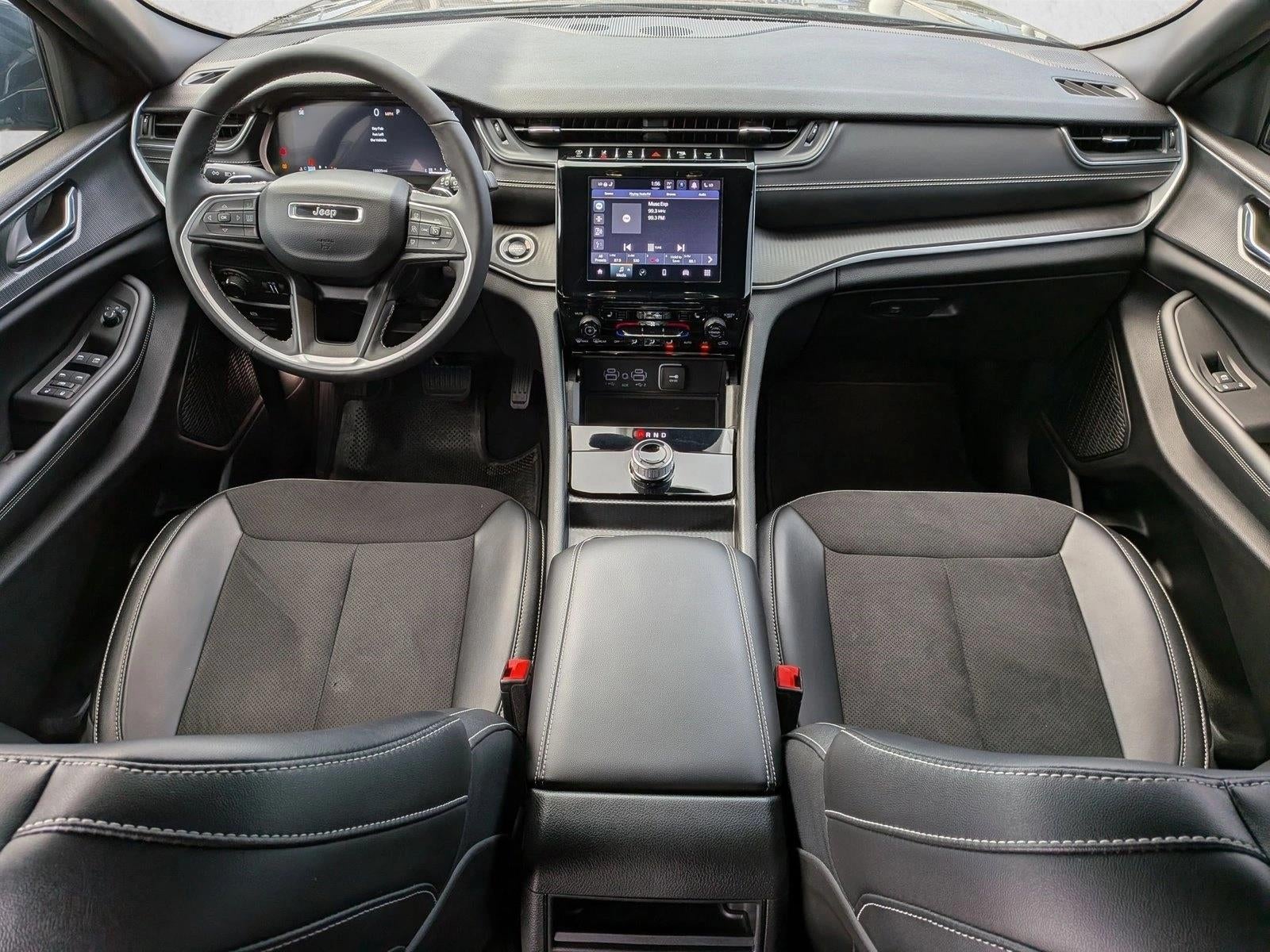 2024 Jeep Grand Cherokee Altitude 4x2