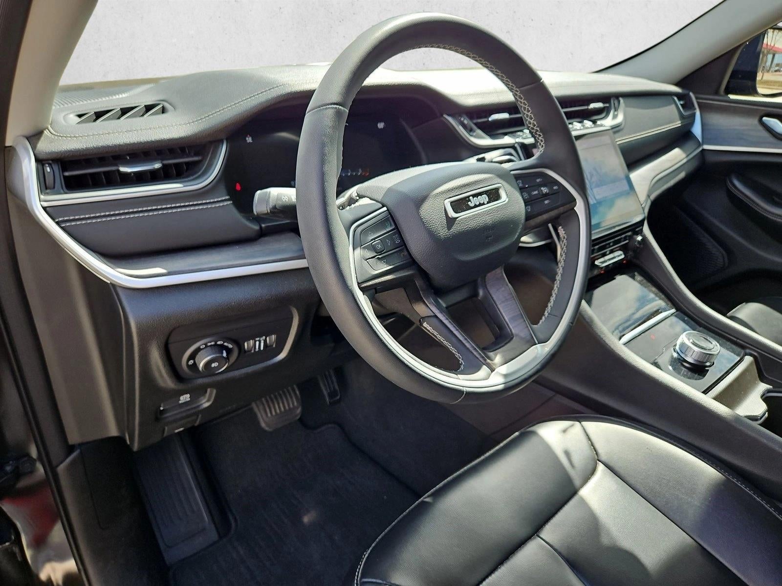 2023 Jeep Grand Cherokee Limited 4x2