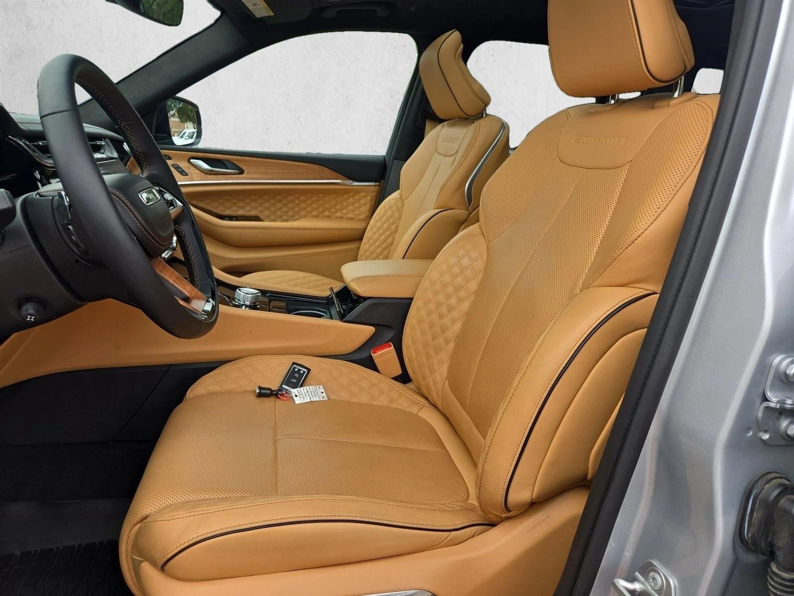 2025 Jeep Grand Cherokee Summit Reserve 4x4