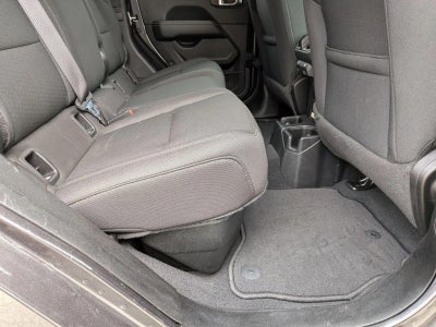 2023 Jeep Gladiator Overland 4x4 *Ltd Avail*