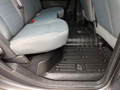 2019 RAM 1500 Classic Express 4x2 Crew Cab 5'7" Box