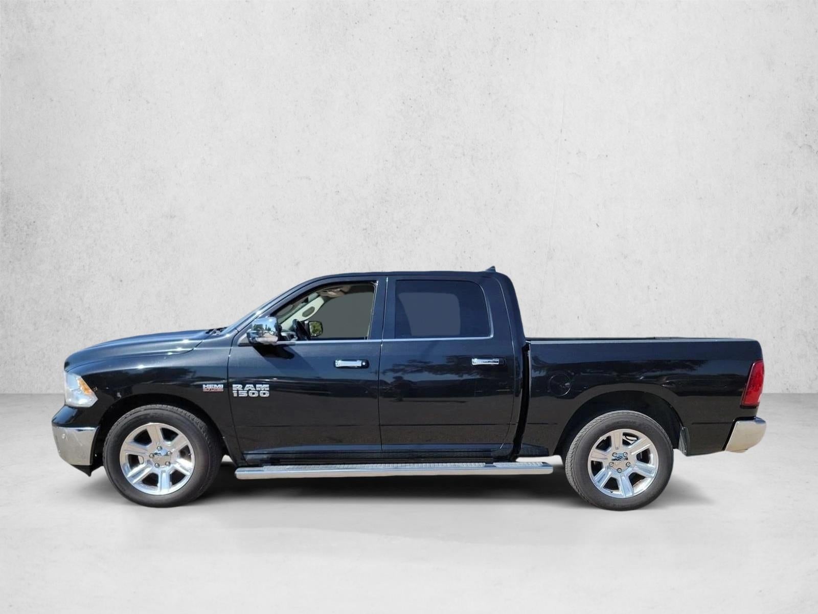 2017 RAM 1500 Lone Star Silver 4x2 Crew Cab 5'7" Box