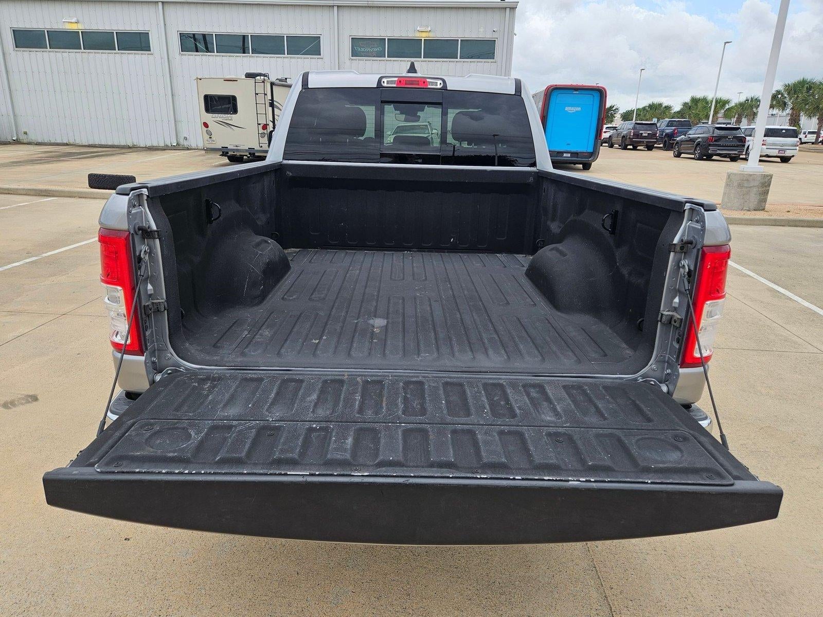 2021 RAM 1500 Lone Star 4x2 Quad Cab 6'4" Box