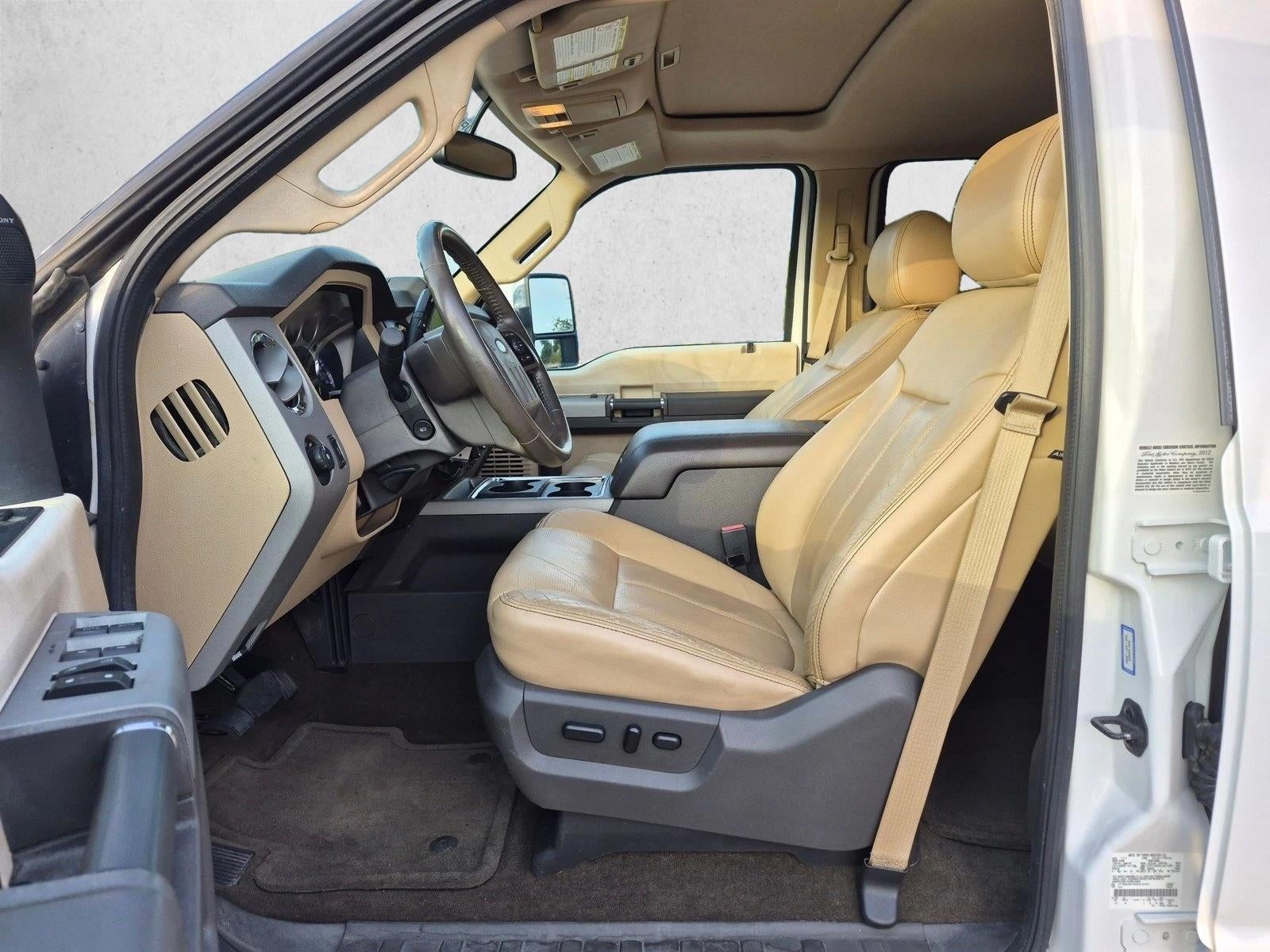 2013 Ford Super Duty F-350 SRW 4WD Crew Cab 6-3/4 Ft Box Lariat