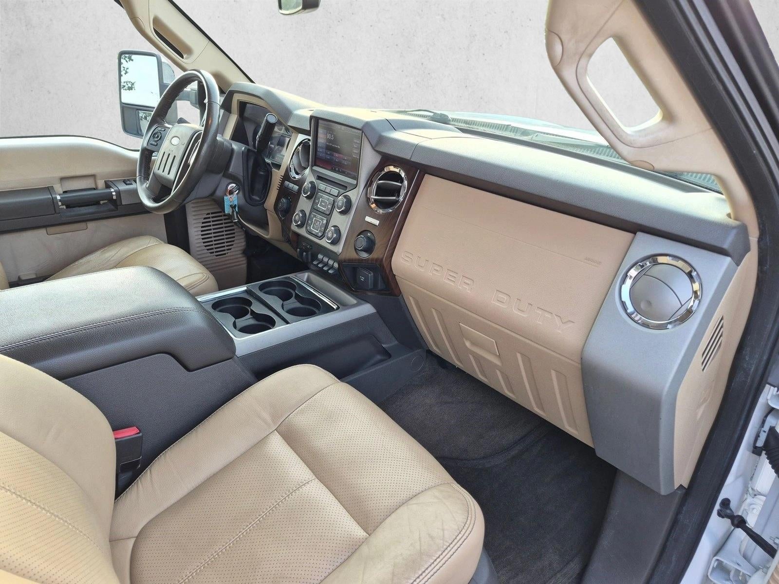 2013 Ford Super Duty F-350 SRW 4WD Crew Cab 6-3/4 Ft Box Lariat