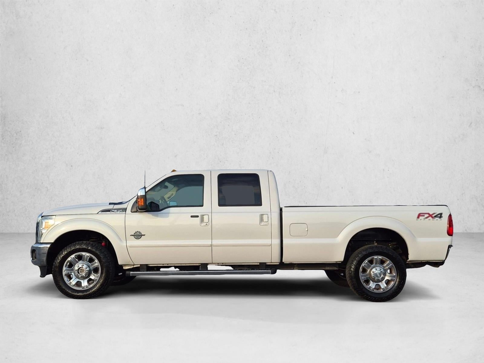 2013 Ford Super Duty F-350 SRW 4WD Crew Cab 6-3/4 Ft Box Lariat