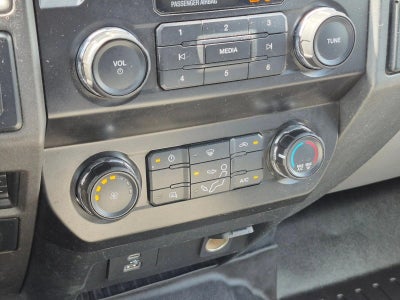 2022 Ford F-350 XL 4WD Crew Cab 6.75' Box