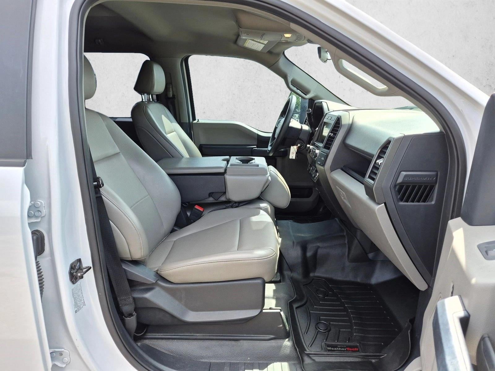 2022 Ford F-350 XL 4WD Crew Cab 6.75' Box