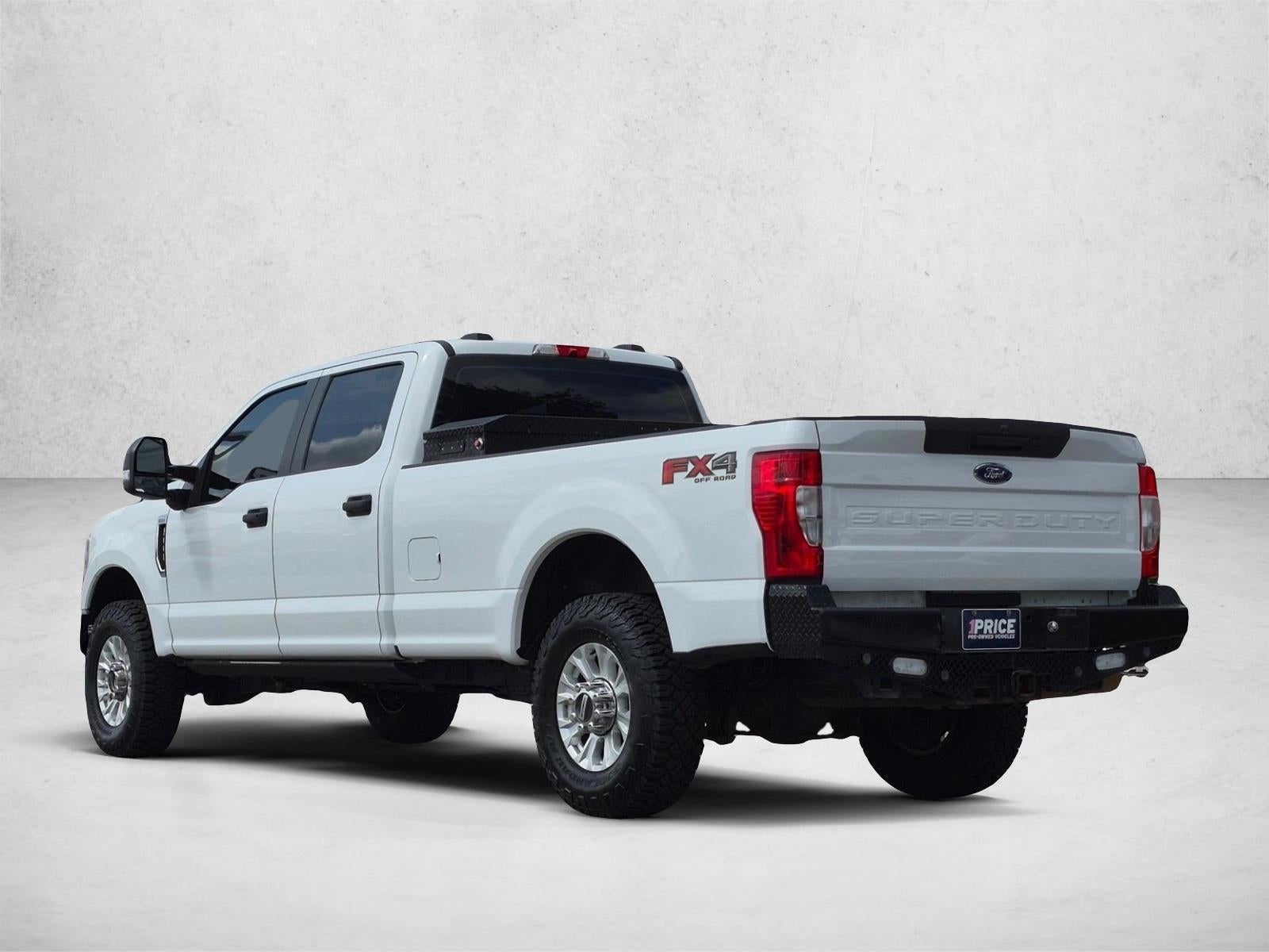 2022 Ford F-350 XL 4WD Crew Cab 6.75' Box