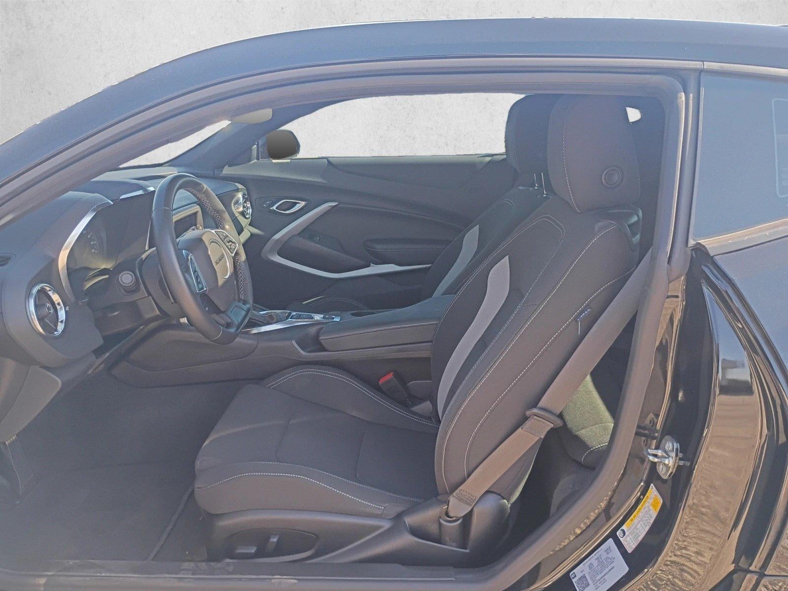 2024 Chevrolet Camaro 2dr Coupe 1LT
