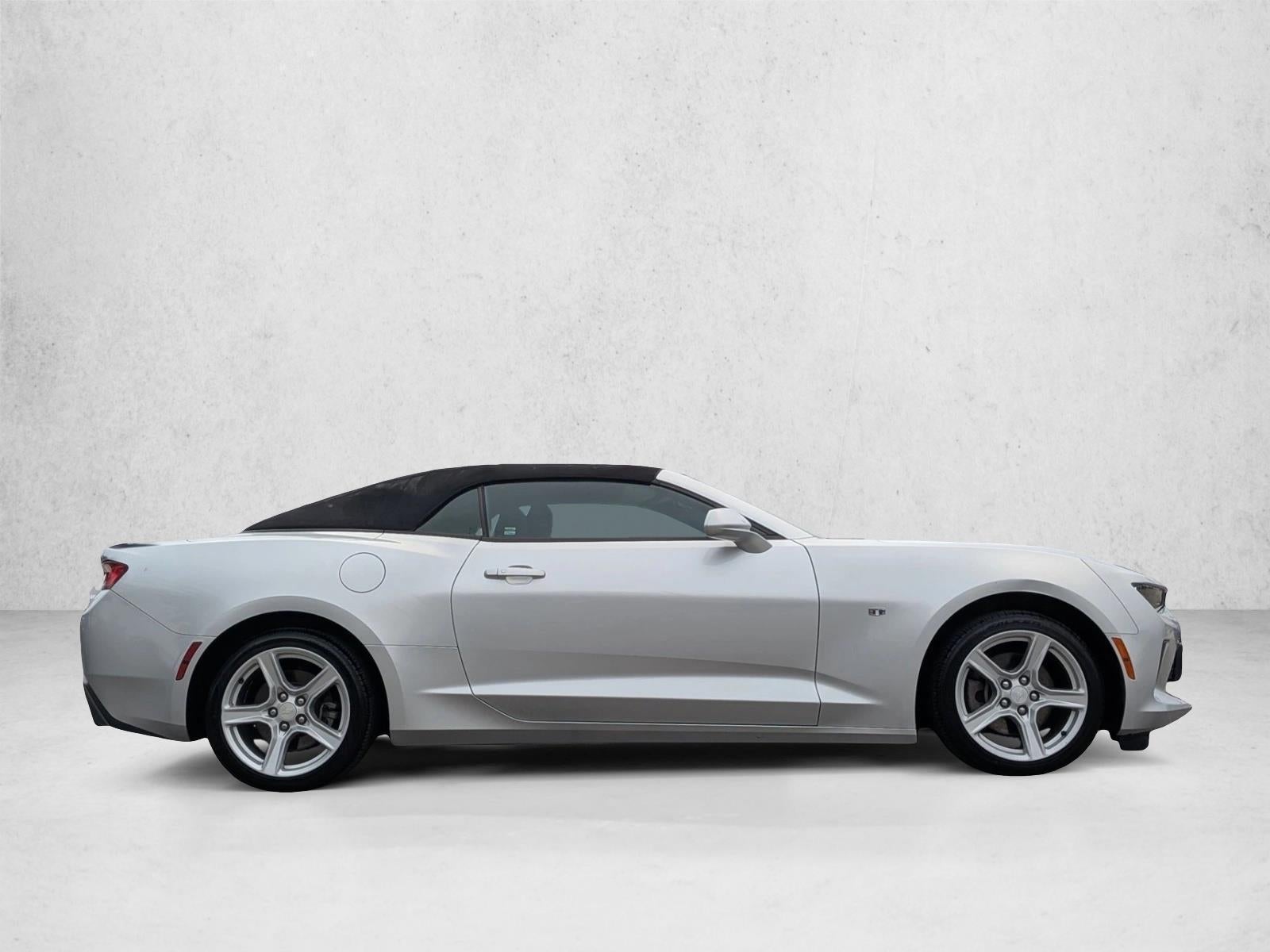 2017 Chevrolet Camaro 2dr Convertible 1LT