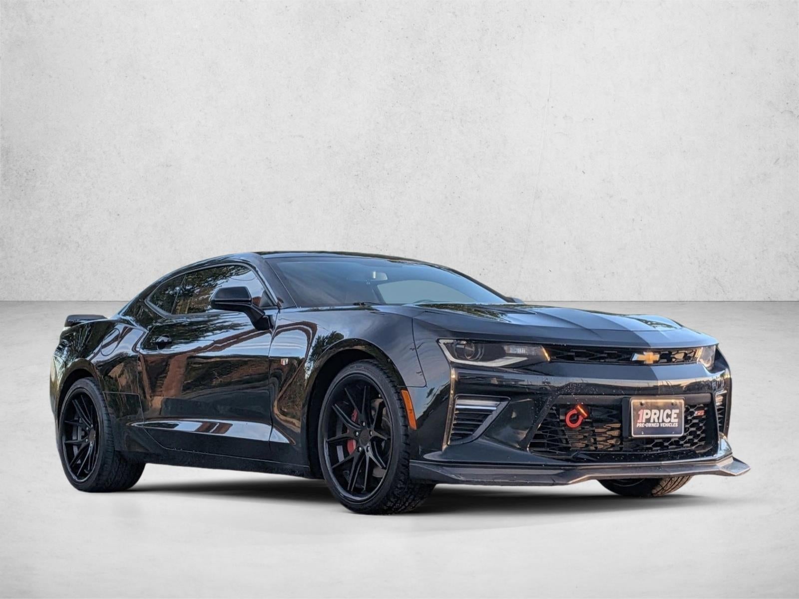 2017 Chevrolet Camaro 2dr Coupe 1SS