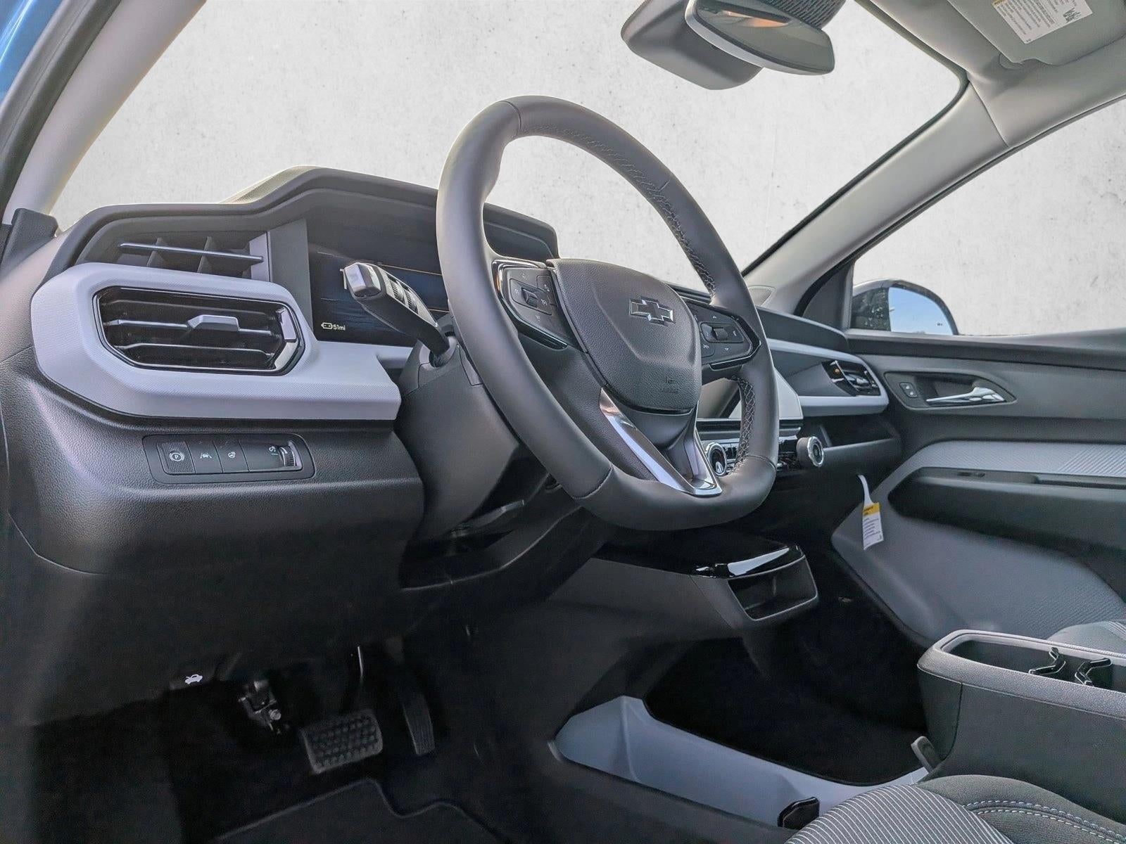 2027 Chevrolet Bolt FWD 4dr LT