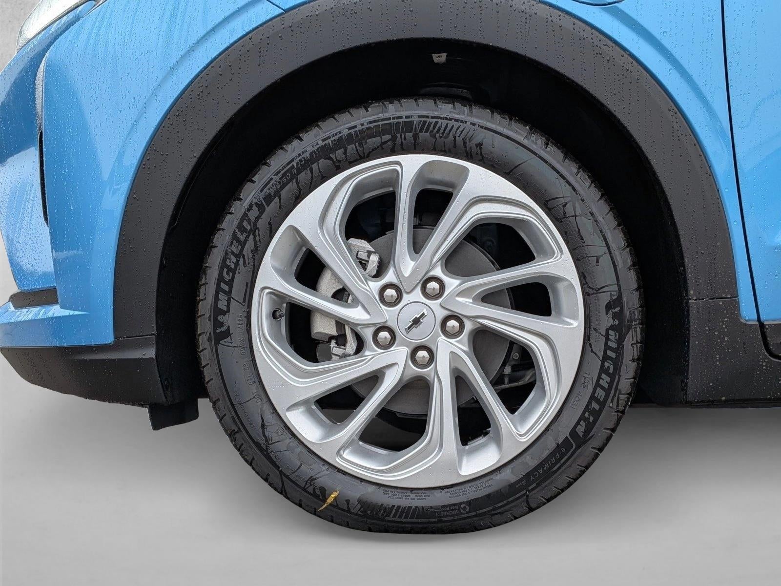 2027 Chevrolet Bolt FWD 4dr LT