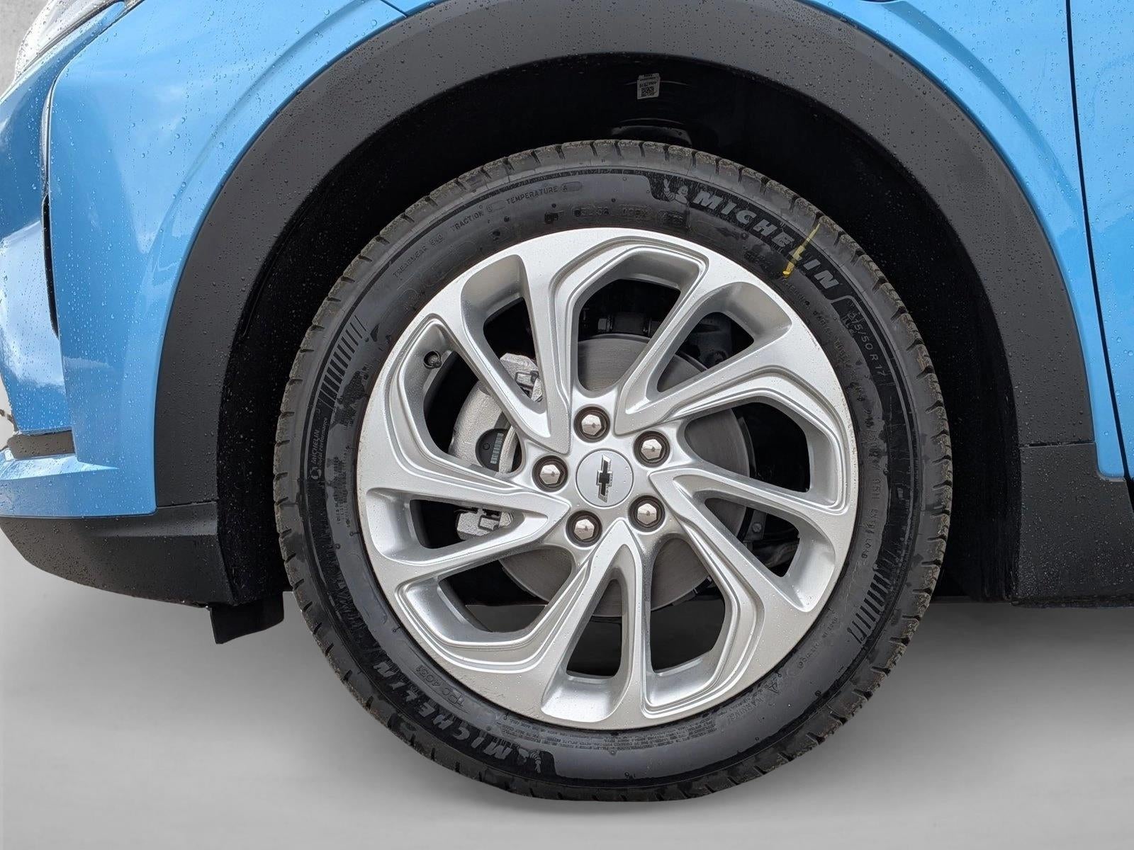 2027 Chevrolet Bolt FWD 4dr LT