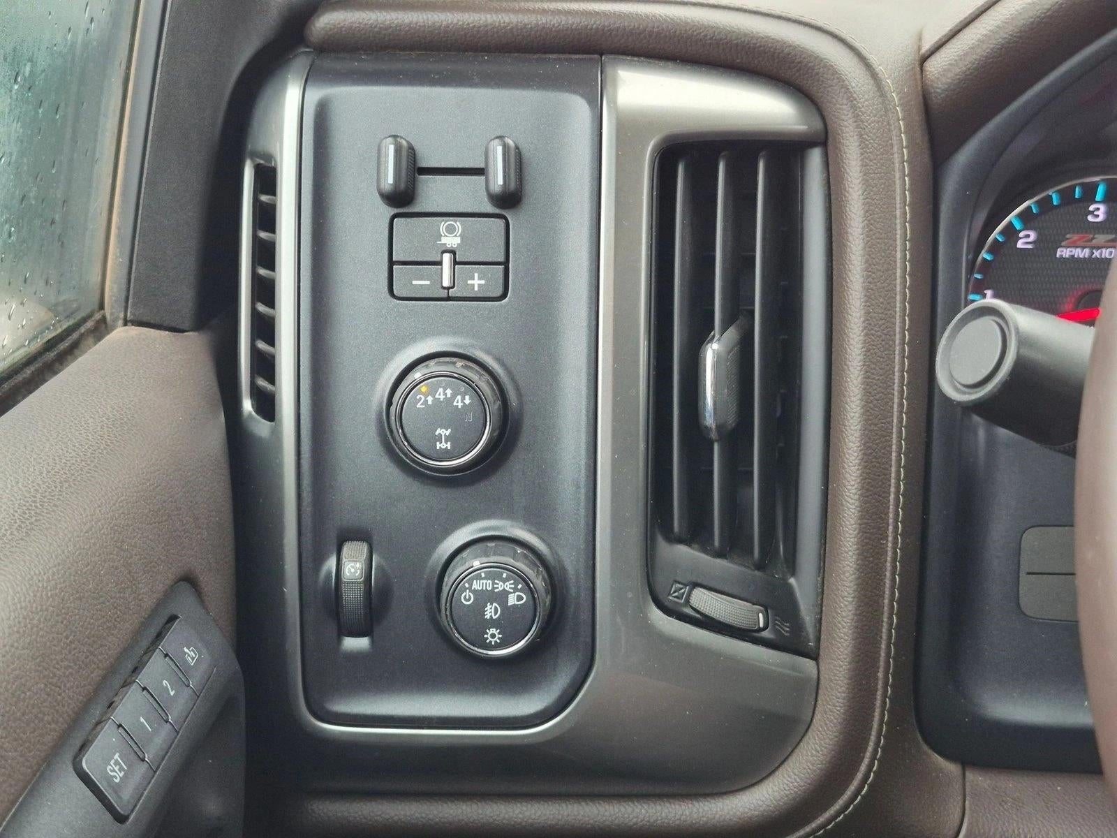 2018 Chevrolet Silverado 2500 HD Crew Cab Standard Box 4-Wheel Drive LTZ