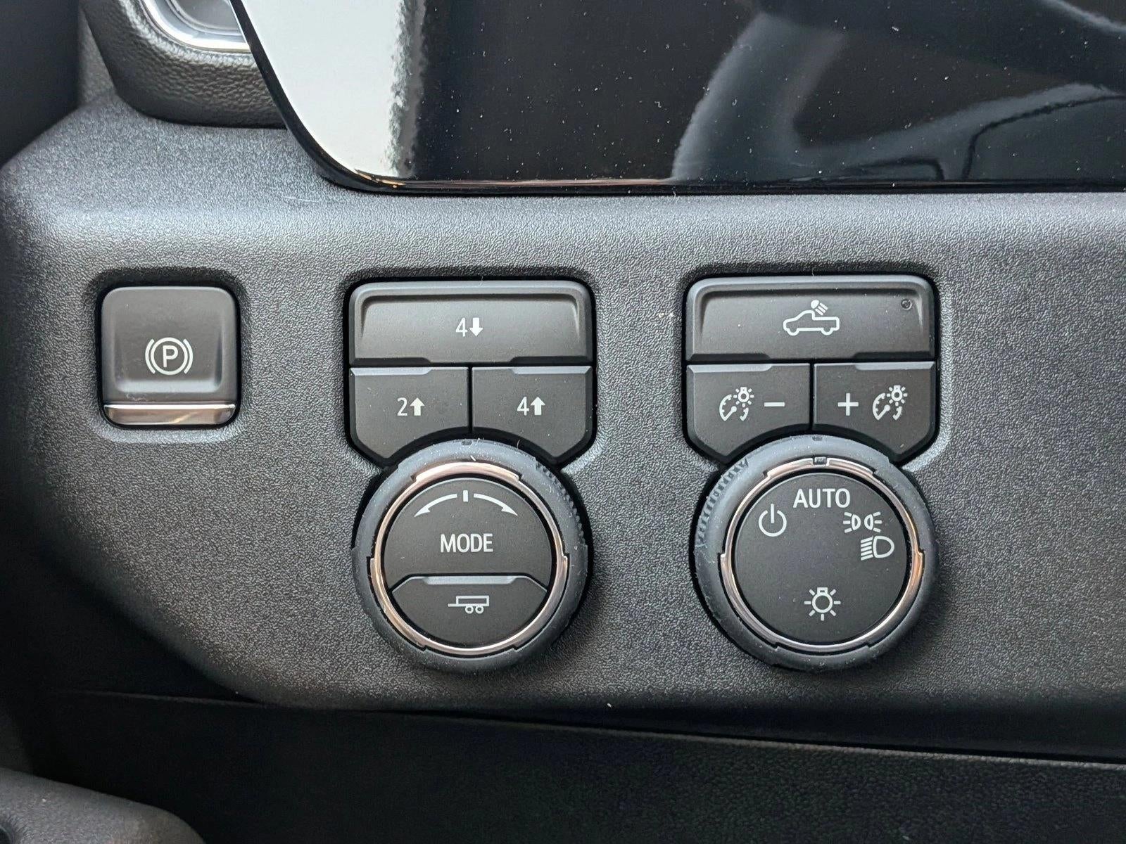 2026 Chevrolet Silverado 2500 HD Crew Cab Standard Box 4-Wheel Drive LT