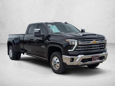 2026 Chevrolet Silverado 3500 HD Crew Cab Long Box 4-Wheel Drive LTZ