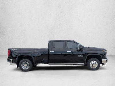 2026 Chevrolet Silverado 3500 HD Crew Cab Long Box 4-Wheel Drive LTZ