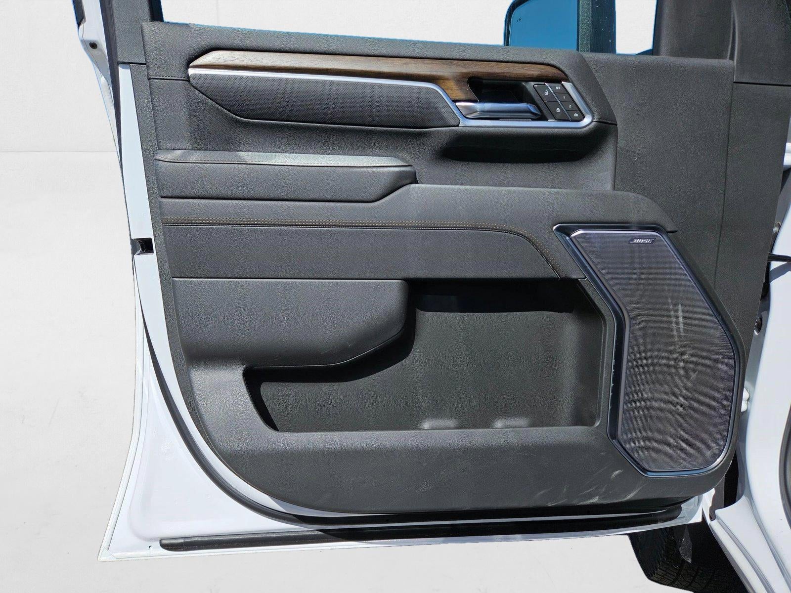 2025 Chevrolet Silverado 3500 HD Crew Cab Long Box 4-Wheel Drive High Country