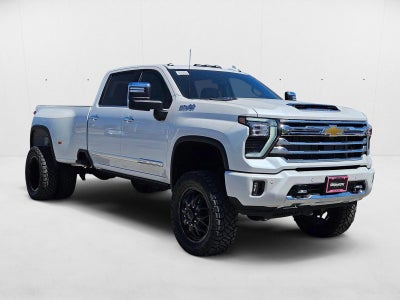 2025 Chevrolet Silverado 3500 HD Crew Cab Long Box 4-Wheel Drive High Country