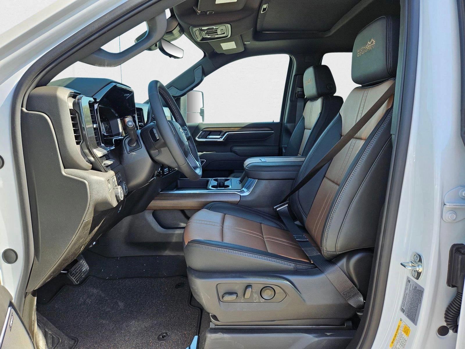 2025 Chevrolet Silverado 3500 HD Crew Cab Long Box 4-Wheel Drive High Country