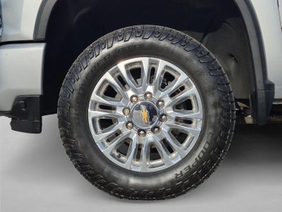 2022 Chevrolet Silverado 2500 HD Crew Cab Standard Box 4-Wheel Drive High Country