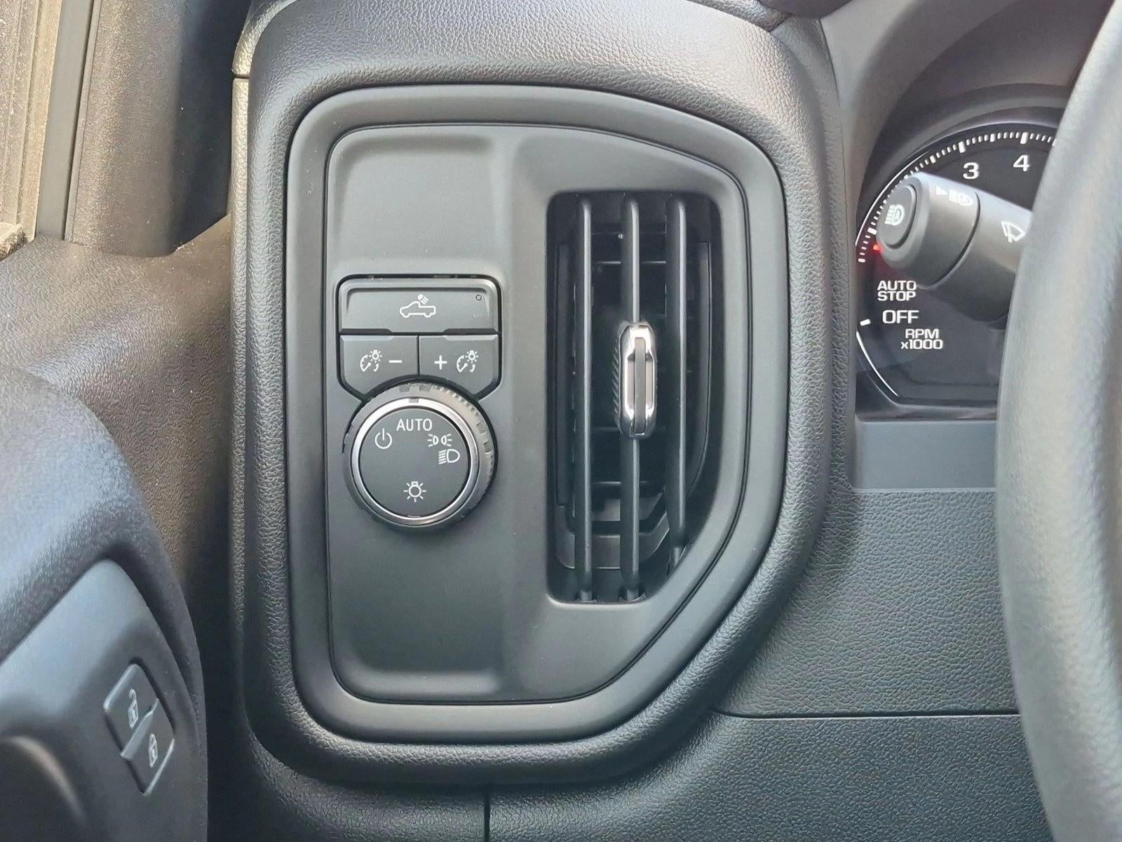 2026 Chevrolet Silverado 1500 Crew Cab Short Box 2-Wheel Drive Custom