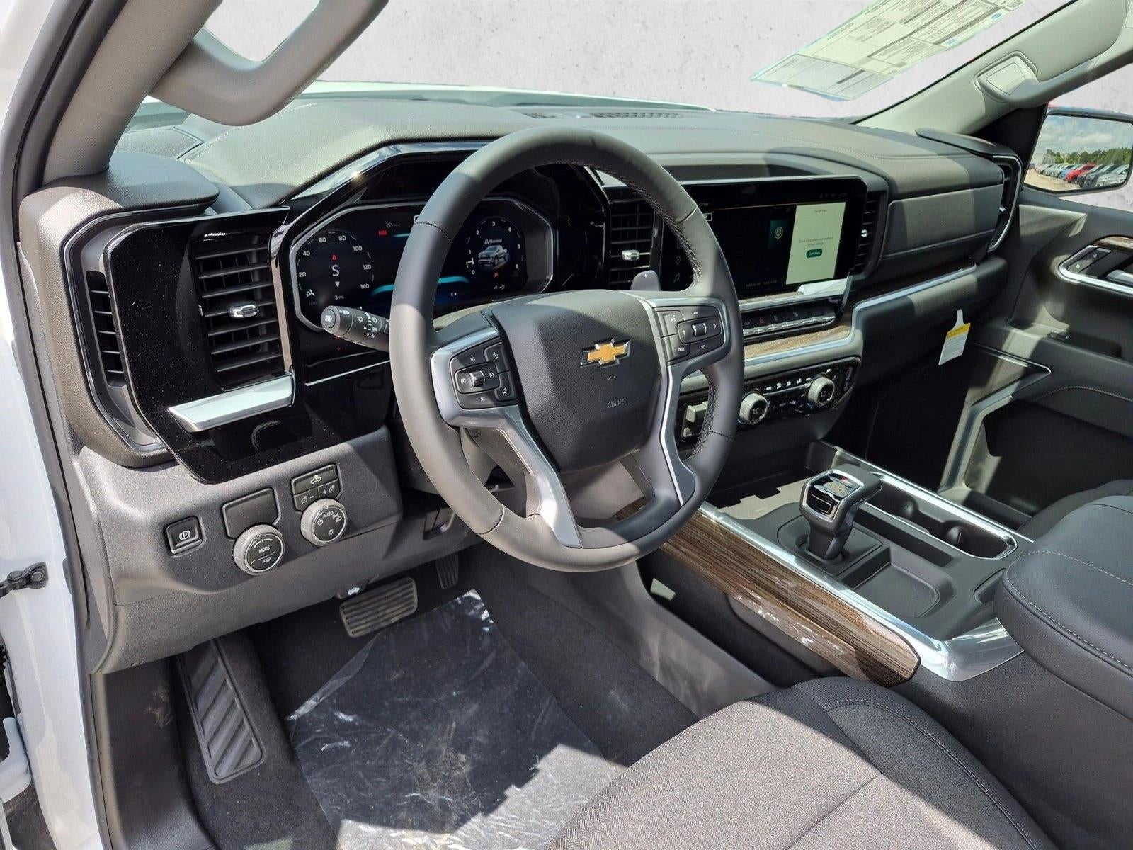 2026 Chevrolet Silverado 1500 Crew Cab Short Box 2-Wheel Drive LT