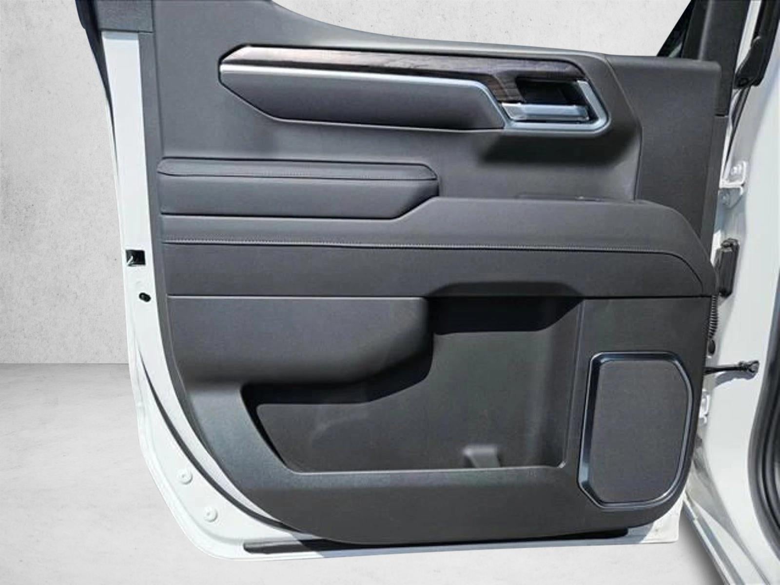 2025 Chevrolet Silverado 1500 Crew Cab Short Box 2-Wheel Drive LTZ