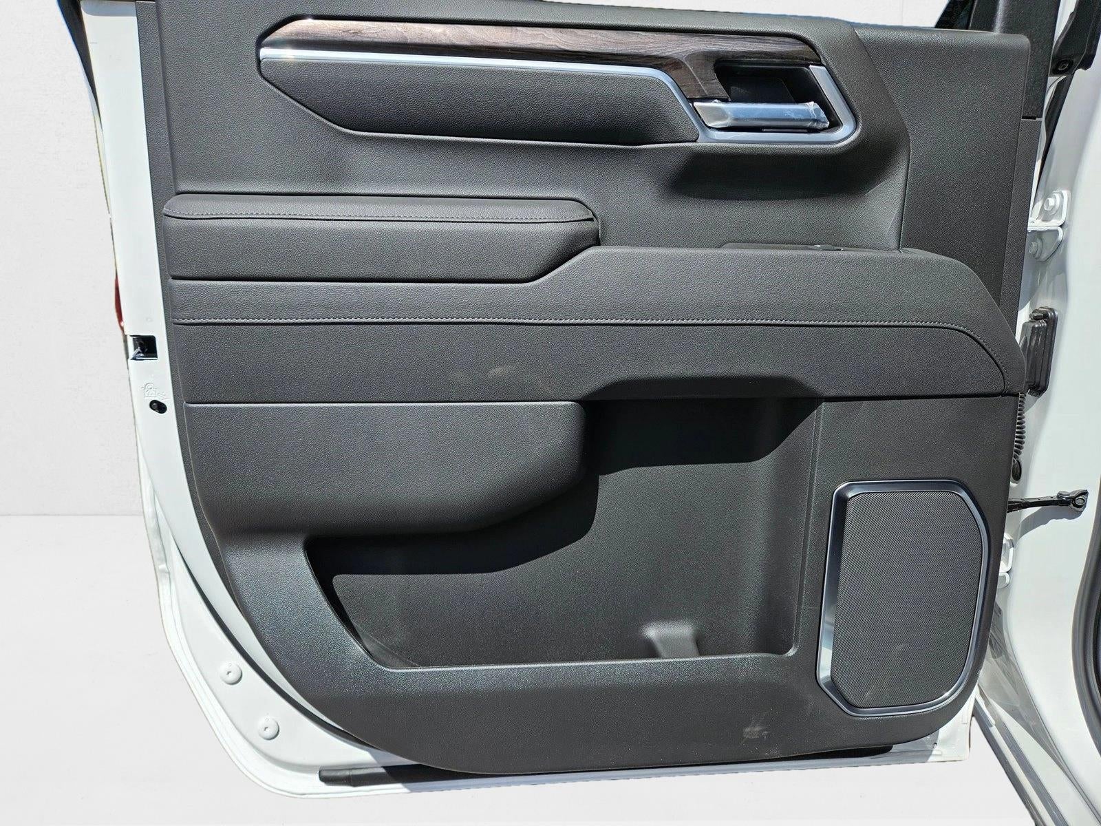 2025 Chevrolet Silverado 1500 Crew Cab Short Box 2-Wheel Drive LTZ