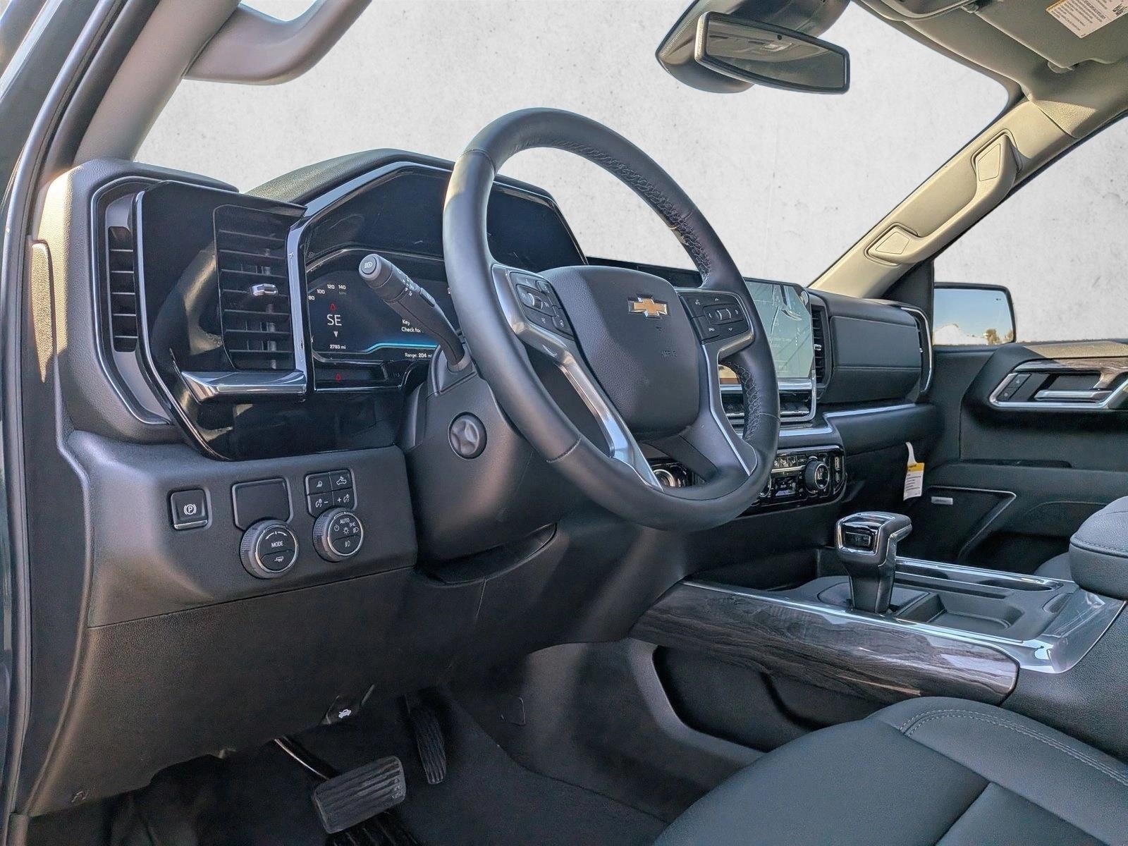 2025 Chevrolet Silverado 1500 Crew Cab Short Box 2-Wheel Drive LTZ