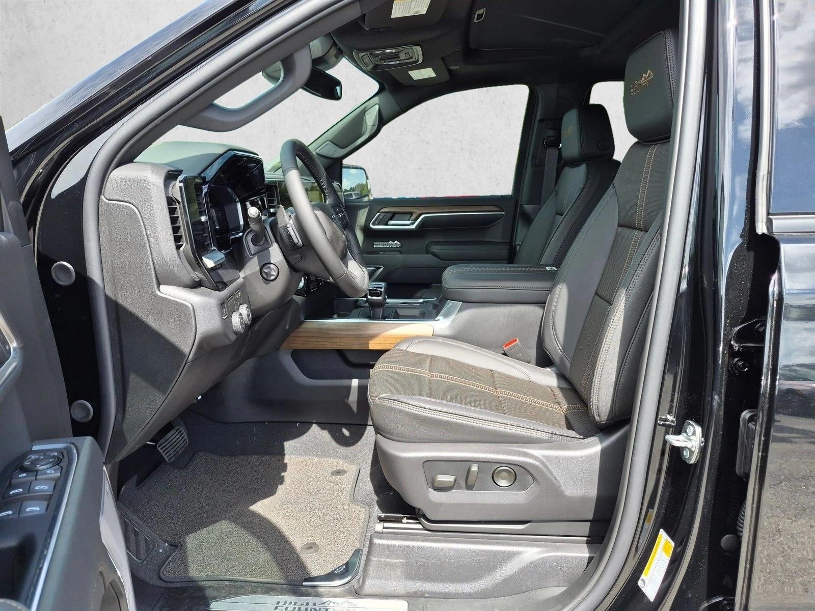 2026 Chevrolet Silverado 1500 Crew Cab Short Box 2-Wheel Drive High Country