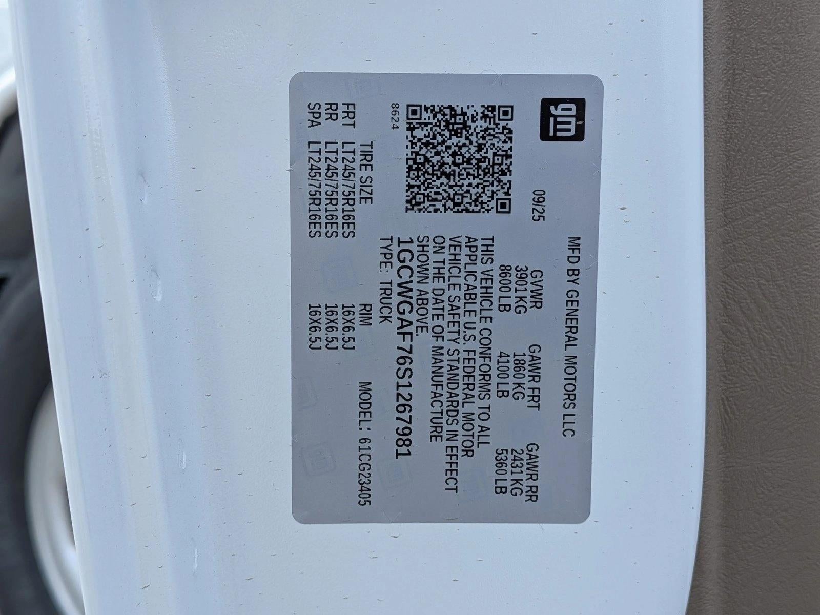 2025 Chevrolet Express Cargo 2500 Regular Wheelbase Rear-Wheel Drive