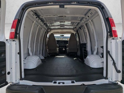 2025 Chevrolet Express Cargo 2500 Regular Wheelbase Rear-Wheel Drive