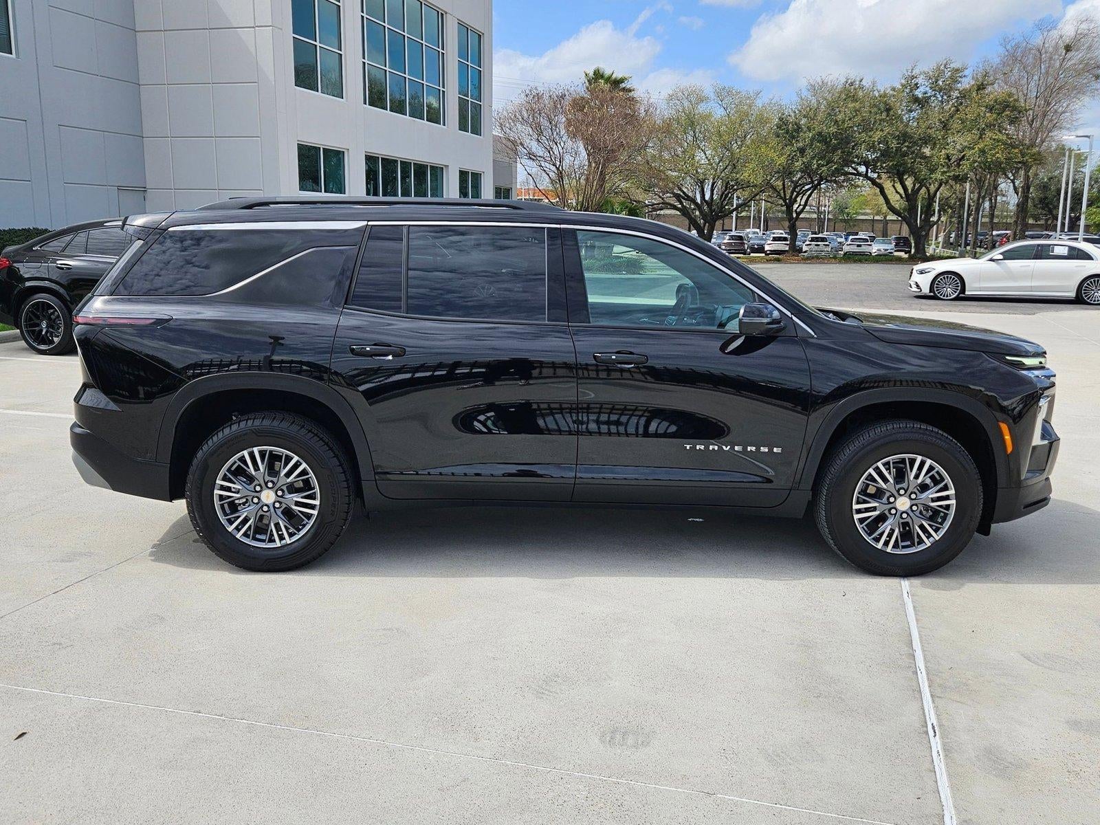 2026 Chevrolet Traverse LT w/1LT