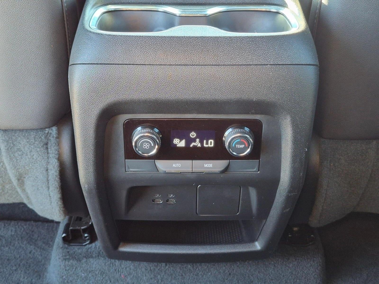 2026 Chevrolet Traverse LT w/1LT