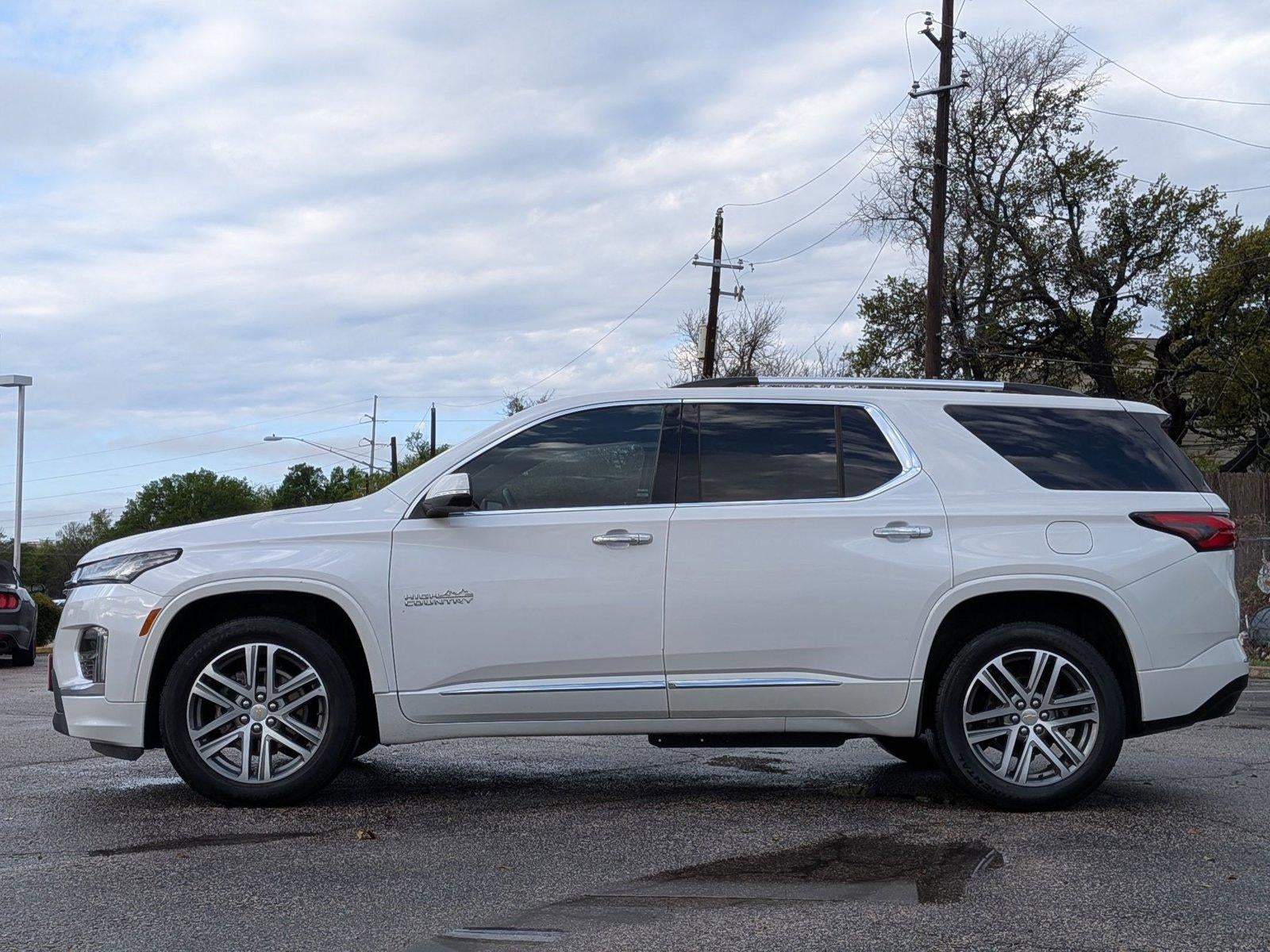 2023 Chevrolet Traverse FWD 2LZ