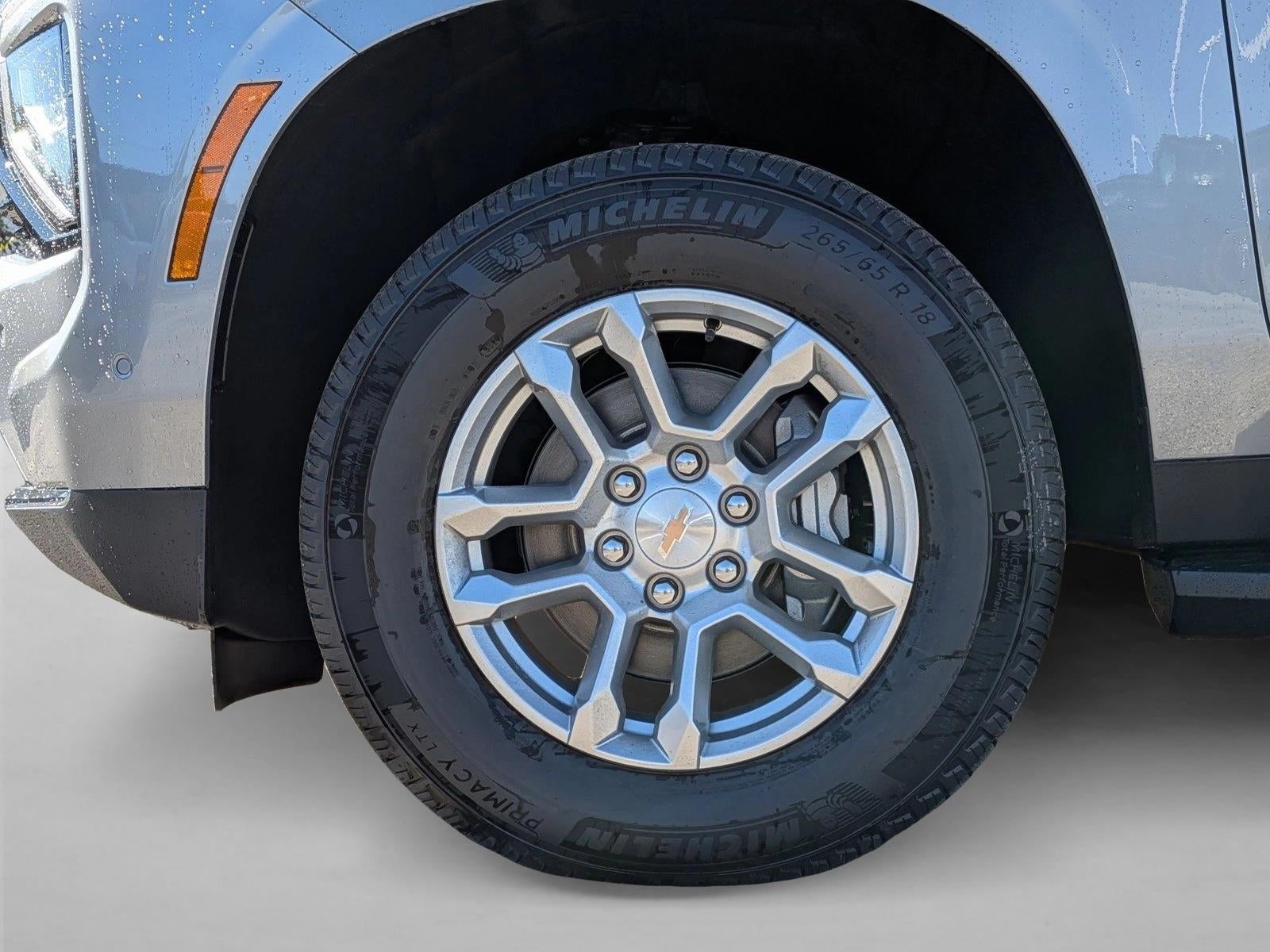 2026 Chevrolet Suburban 2WD LS