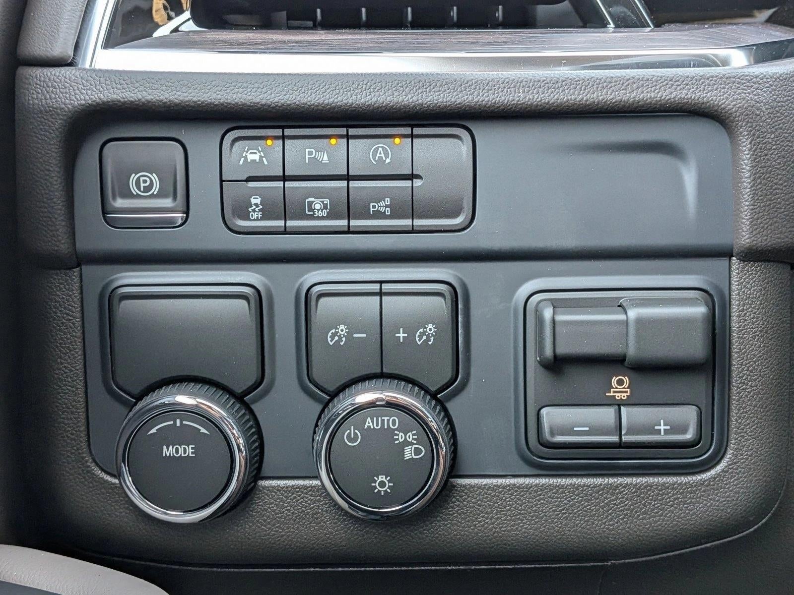 2026 Chevrolet Suburban 2WD LS