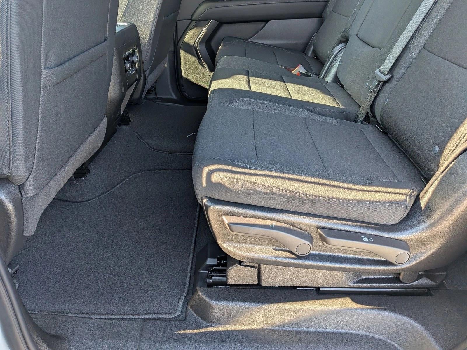 2026 Chevrolet Suburban 2WD LS