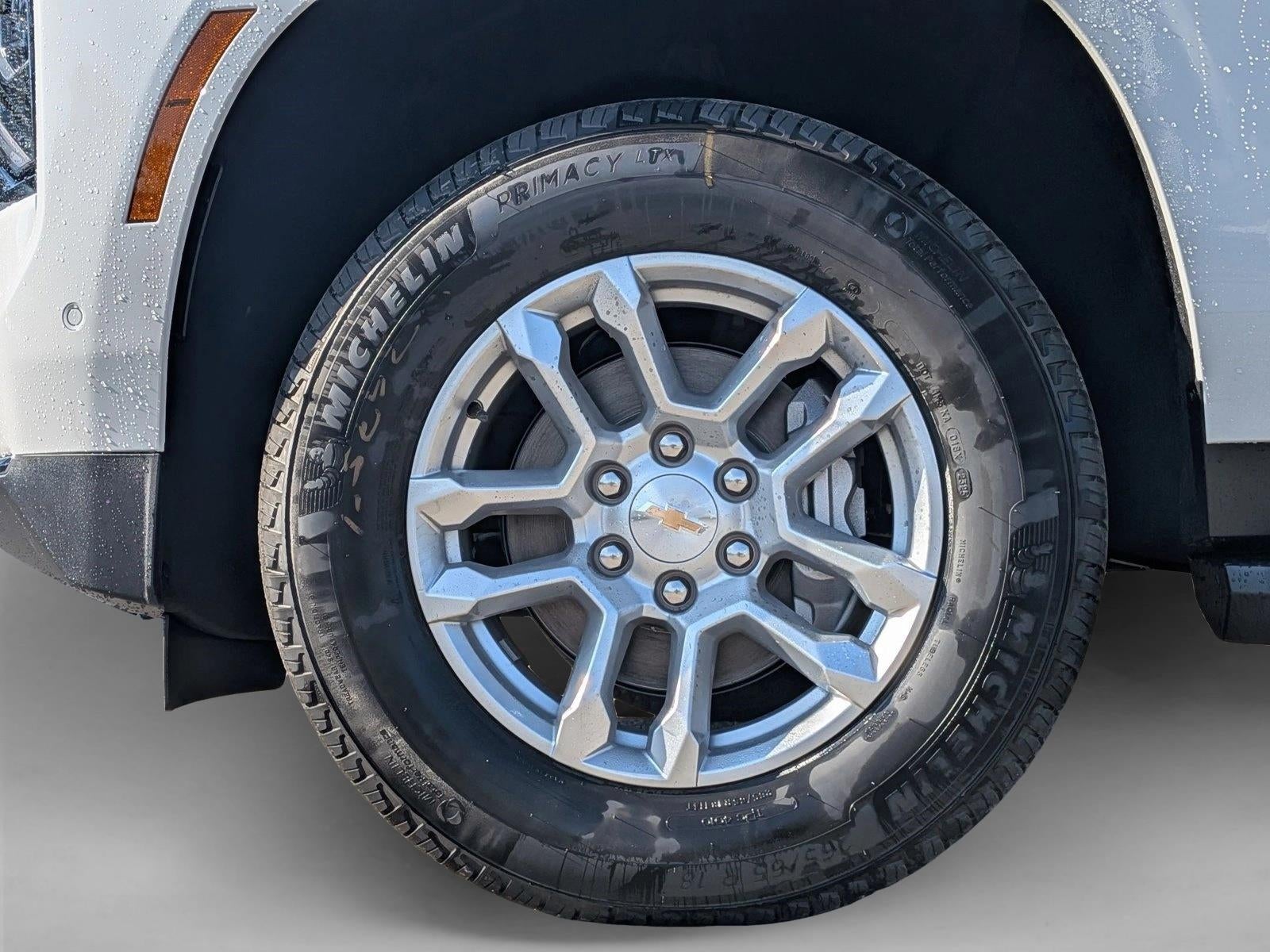 2026 Chevrolet Suburban 2WD LS