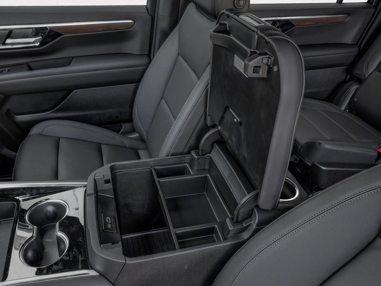 2026 Chevrolet Suburban 2WD LT