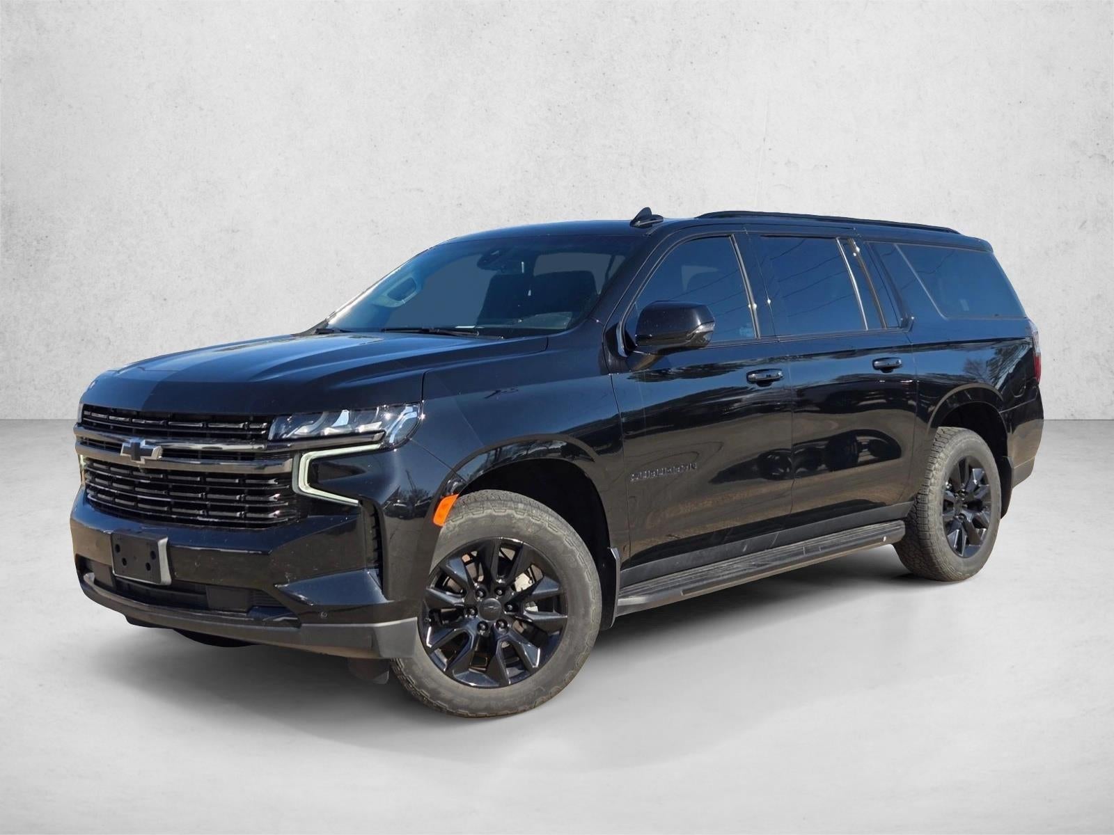 2022 Chevrolet Suburban 4WD RST