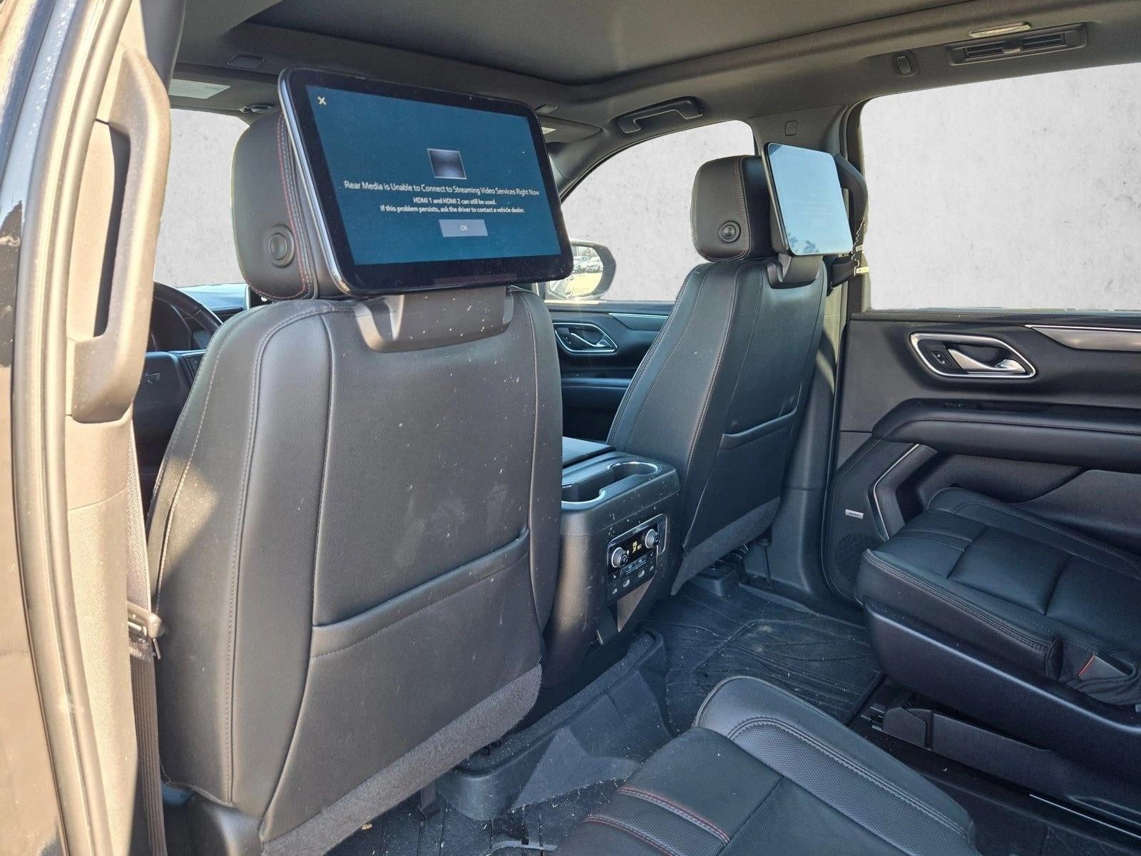 2022 Chevrolet Suburban 4WD RST