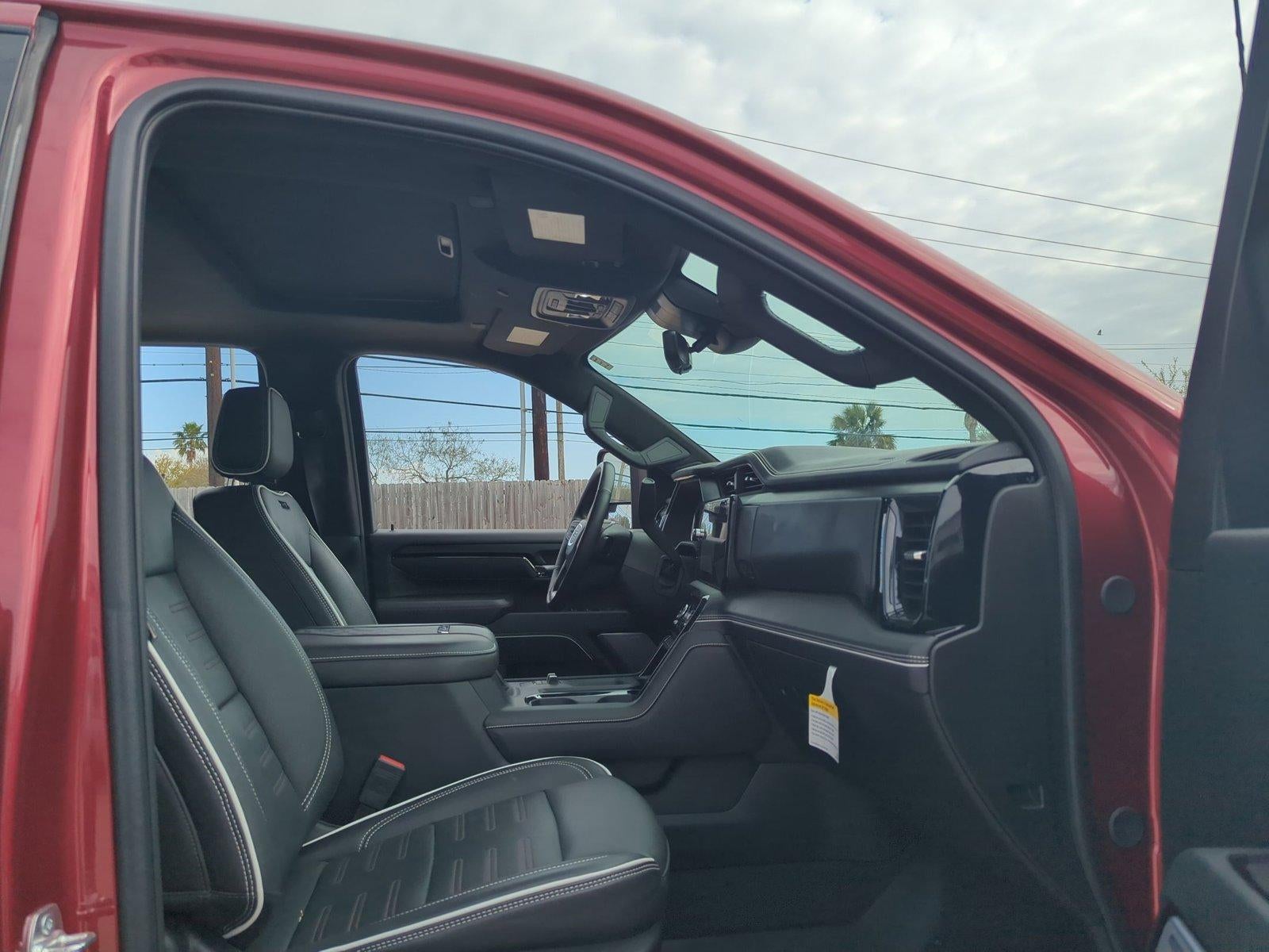 2025 GMC Sierra 2500 HD Crew Cab Standard Box 4-Wheel Drive AT4X