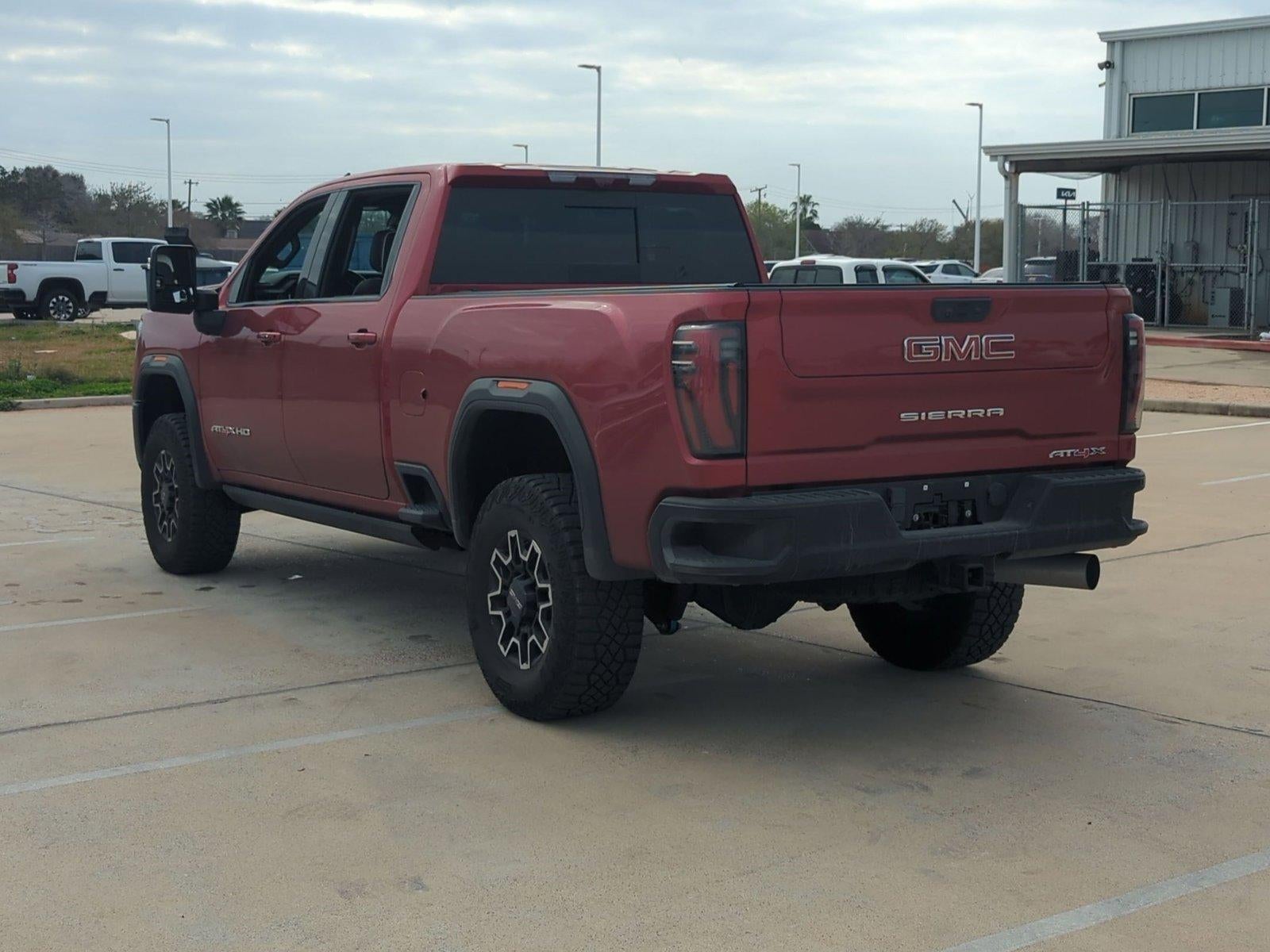 2025 GMC Sierra 2500 HD Crew Cab Standard Box 4-Wheel Drive AT4X